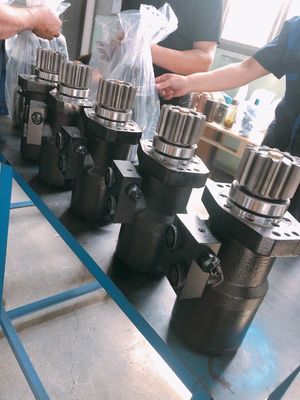 Kopen Van de de Motorspoel van BMH OMH de Hydraulische Lage T/min Hydraulische Motor van de de Klep Hoge Torsie online manufacture